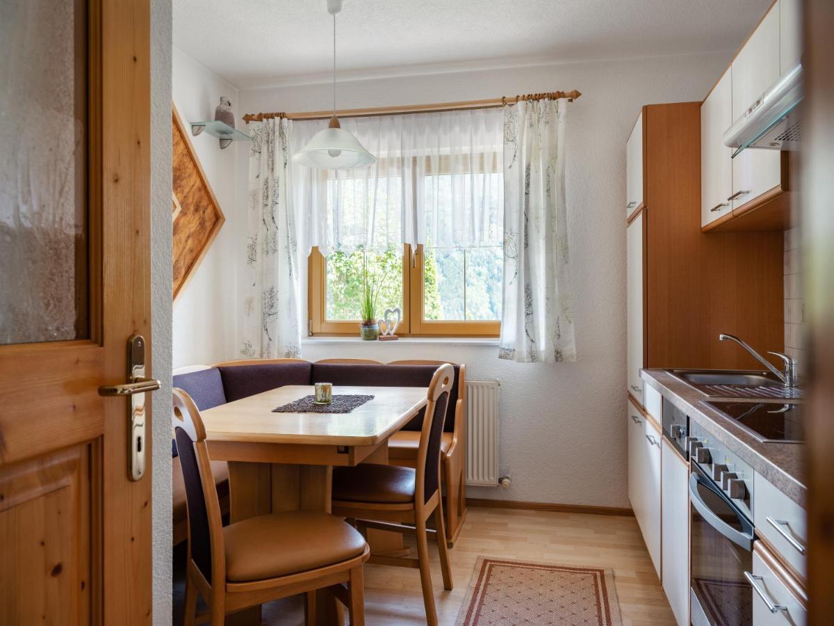 Haus Ausblick Appartement Wenns Buitenkant foto